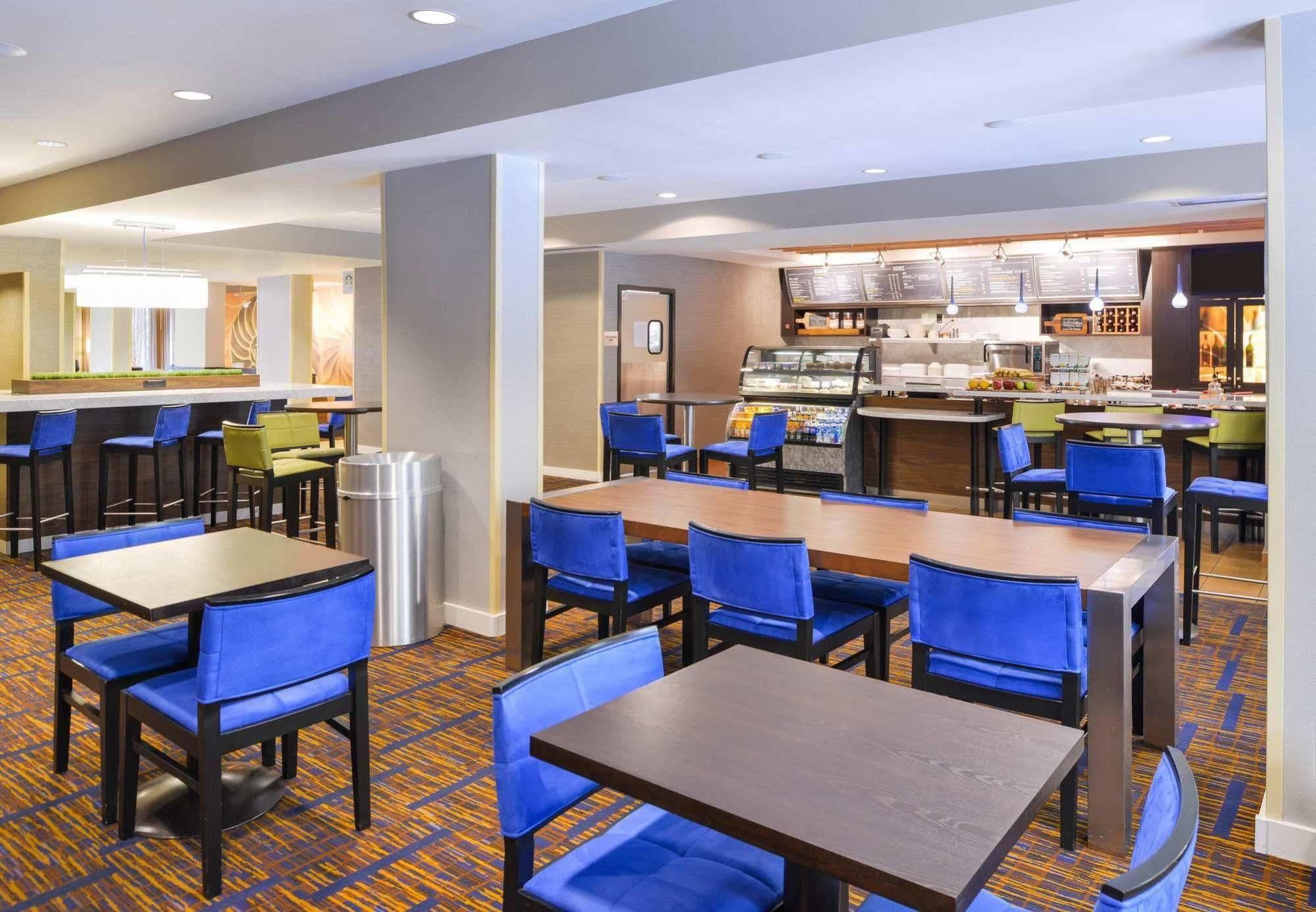 Courtyard North / I-75 Fletcher Hotel Tampa
